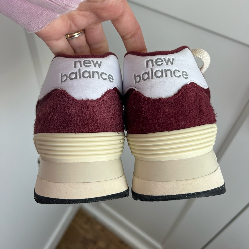 NWOT New Balance 574 Core Burgundy Sneakers Athletic Shoes Size 7 - Picture 3 of 6